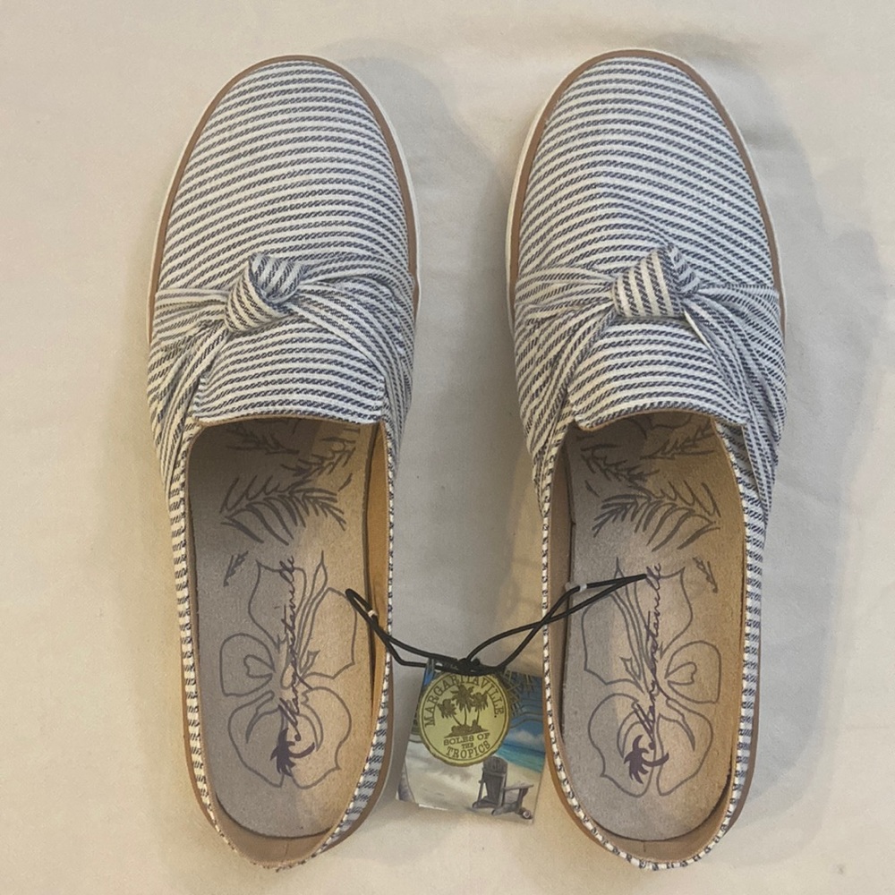 Margaritaville… Sole of the Tropics Women’s Knotted Slip on Mule Flats